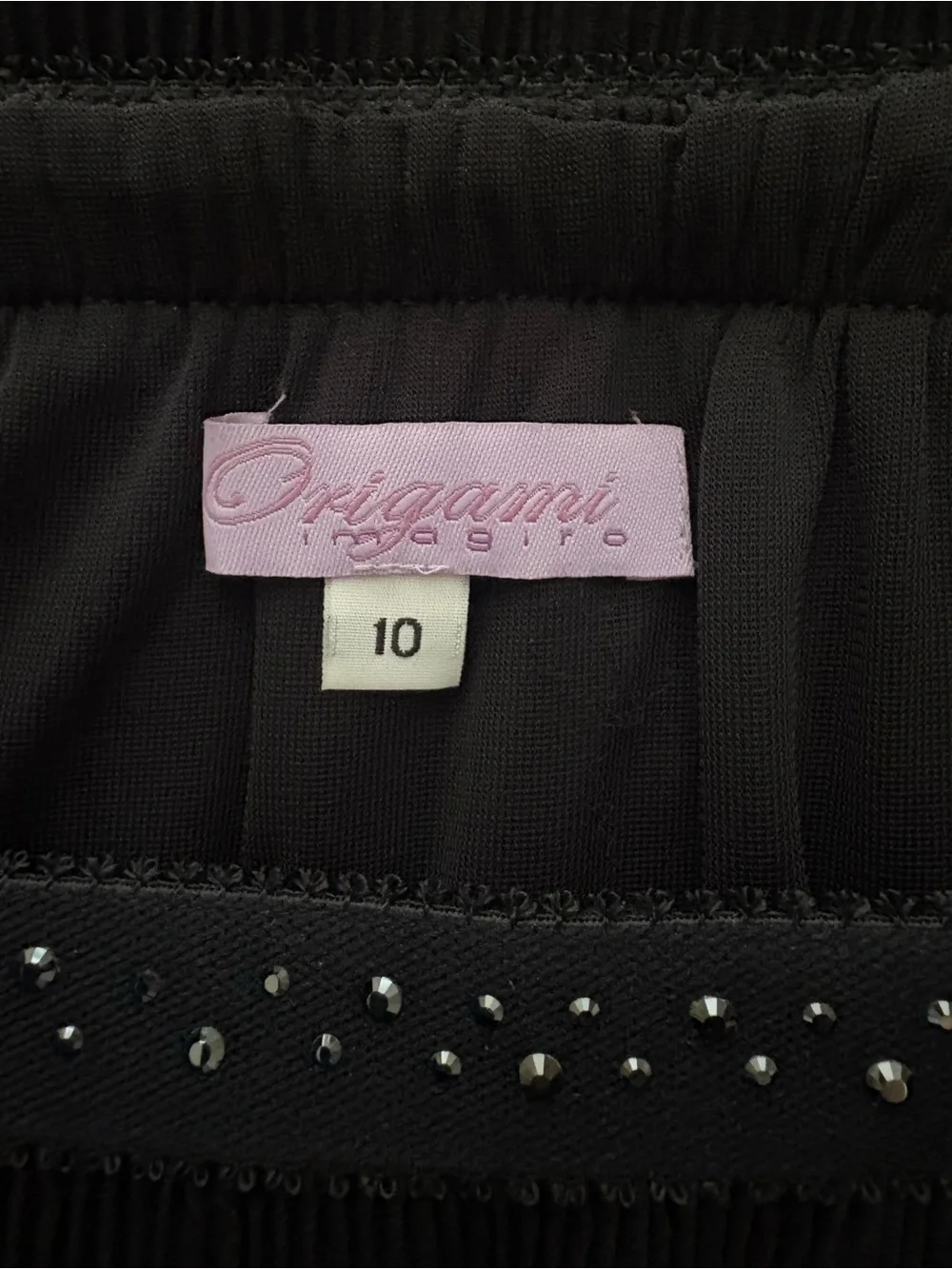 Origami black pleated